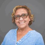 Erin Deges HEadshot